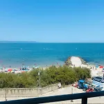 Golden Sea View New Apartment